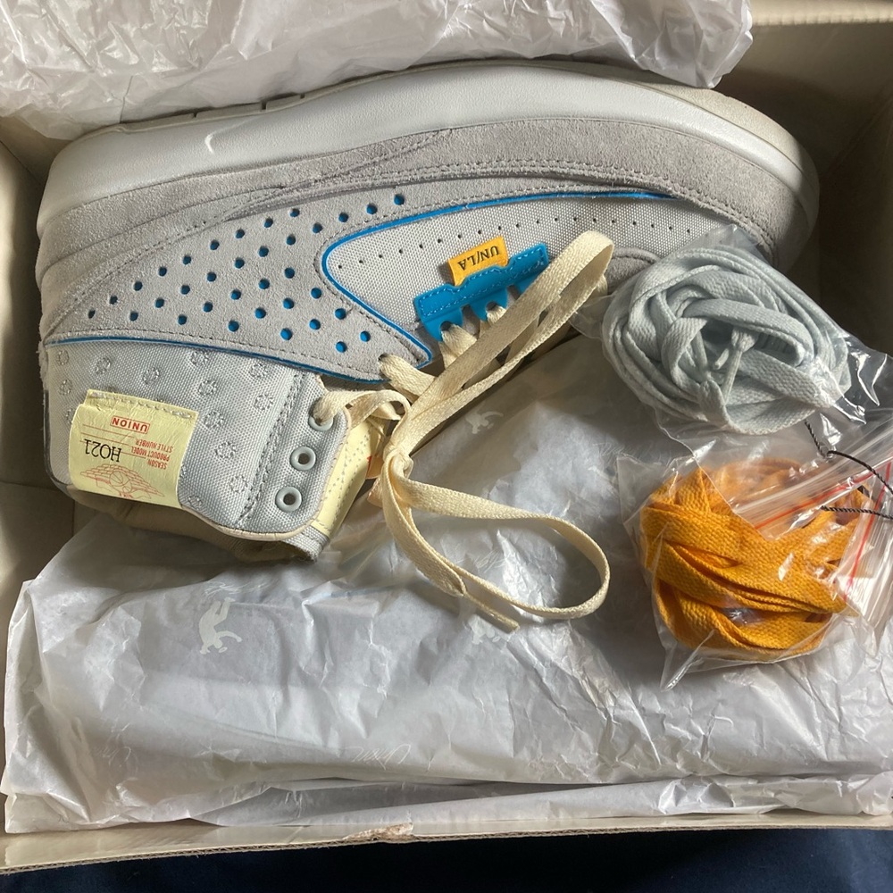 Jordan Union 2 Grey Fog, 10.5. OG all. Worn only handful of times